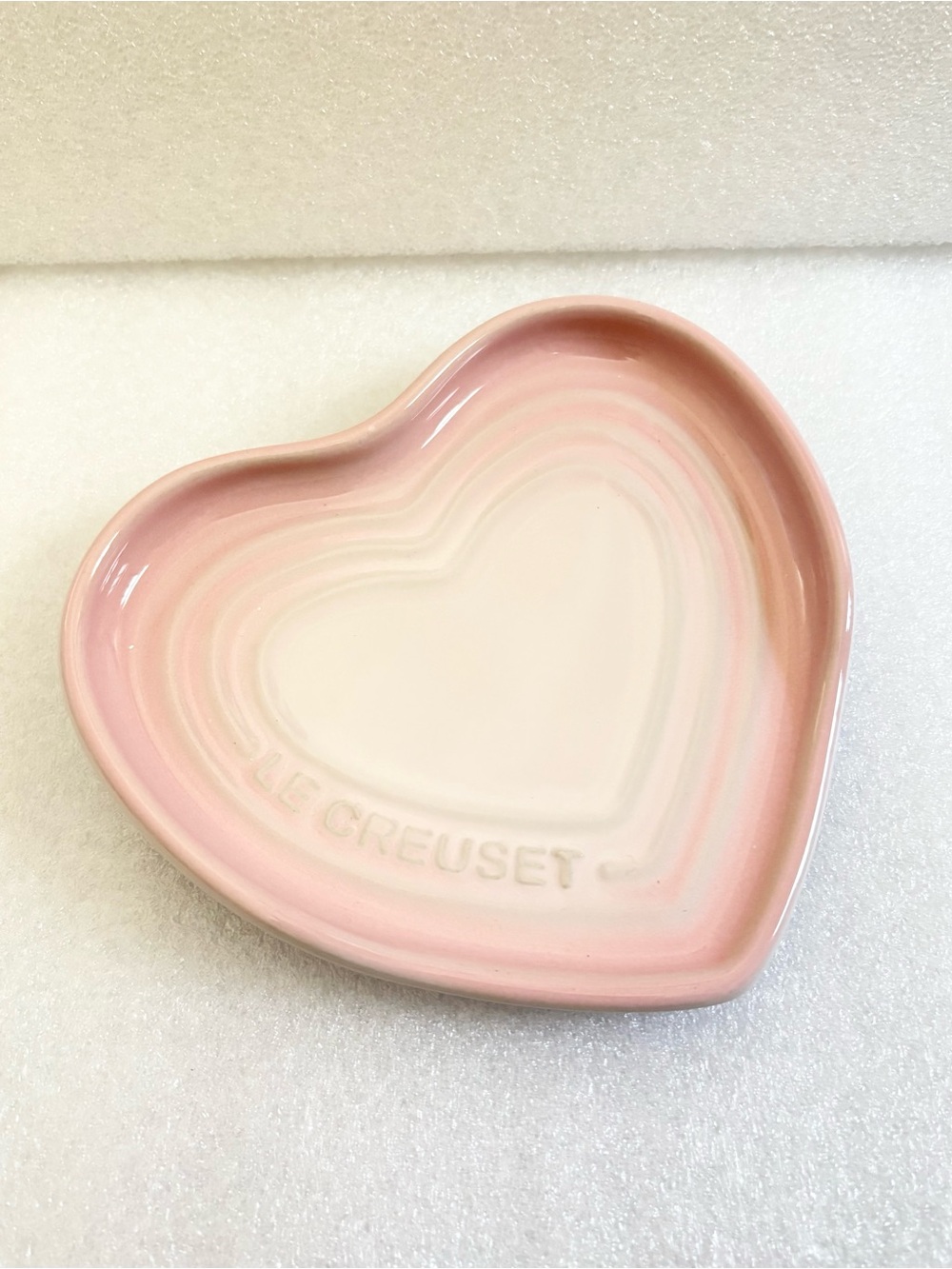 Le Creuset Pink Heart-Shaped, Spoon Rest.